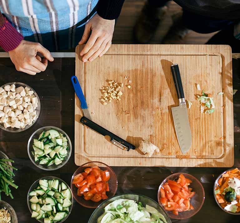 Tabla de picar importancia en la cocina Recetas Nestlé
