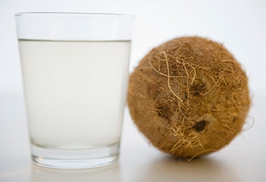 Agua de coco fruto de palmera 