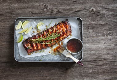 Costillas de cerdo, otra de las partes aprovechables del cerdo como la cola.