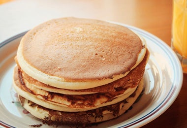 Hot cakes preparados con fécula de maíz y harina.