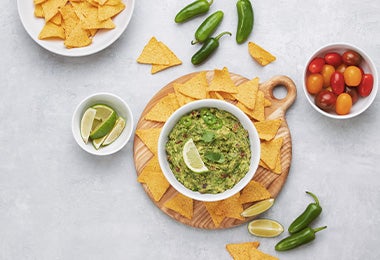 Guacamole con chile verde 