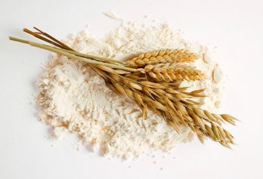 Harina de trigo para preparar una masa madre