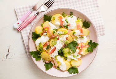 Ensalada con mayonesa casera.