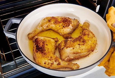 Piernas de pollo cocinadas al horno para acelerar el metabolismo.