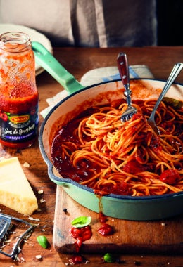 Puré de tomate para hacer salsa amatriciana