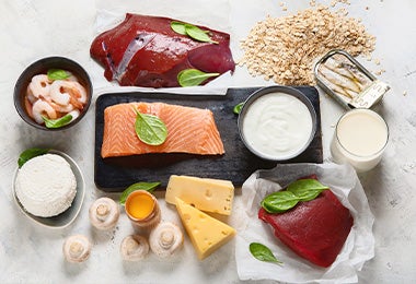 Salmón, granola, quesos, champiñones y otros alimentos que te ayudan a tener un buen descanso