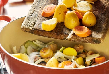 Vegetales frescos de temporada para comidas corridas.