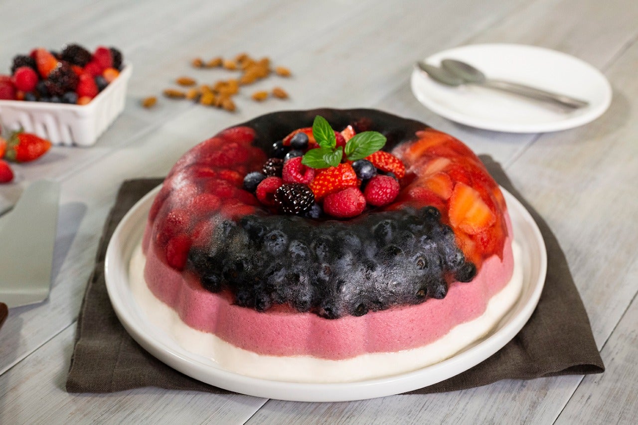 Gelatina de Almendra con Frutos Rojos