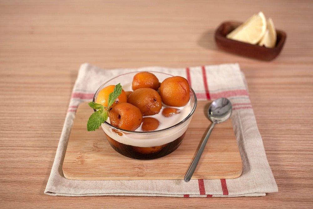 Prepara una receta del Dulce de tejocote | Recetas Nestlé
