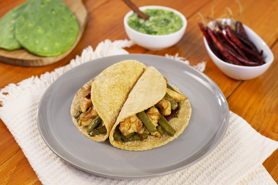 Fajitas de pollo con nopales