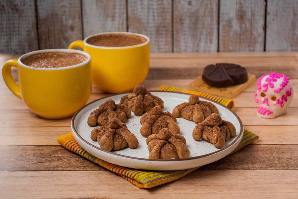 Galletas de Pan de Muerto de Chocolate Recetas Nestlé