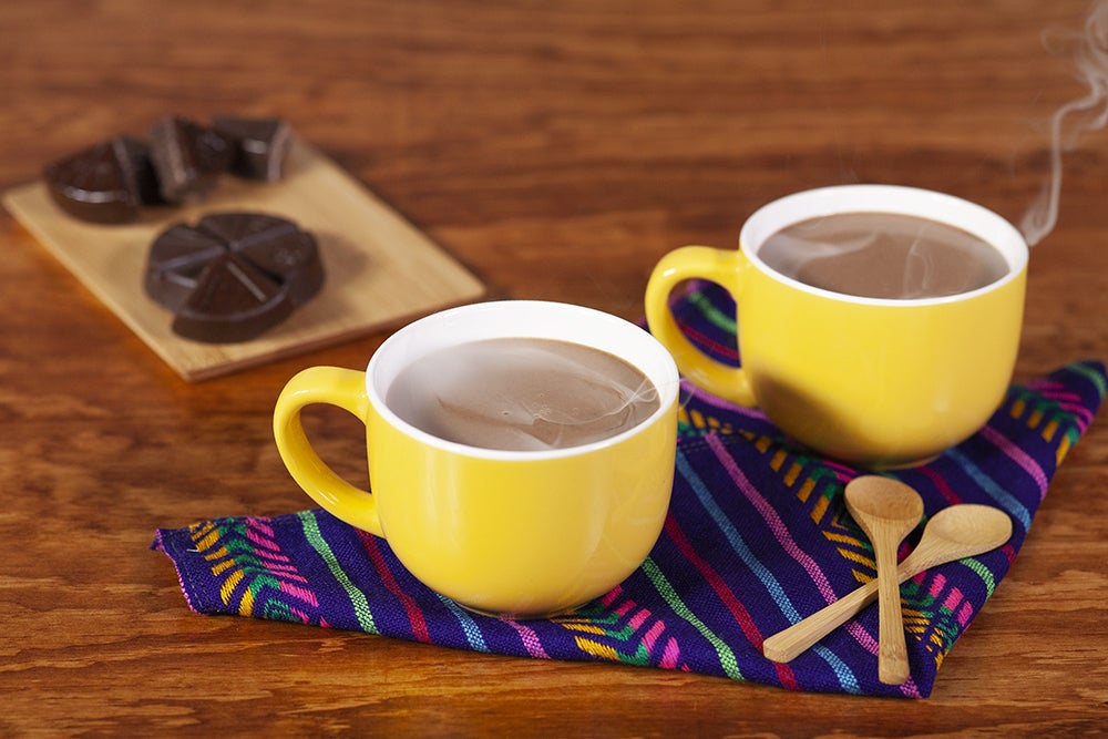 Atole de Chocolate ABUELITA® y masa Recetas Nestlé