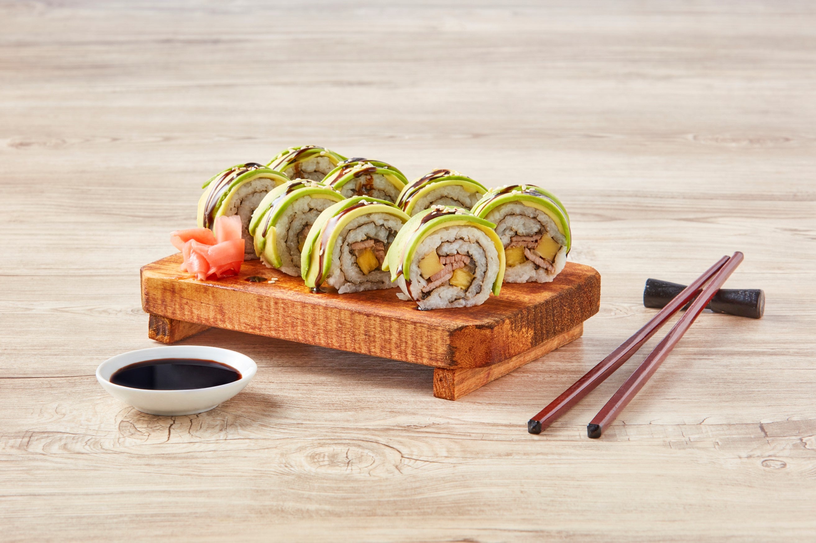 Sushi con carne