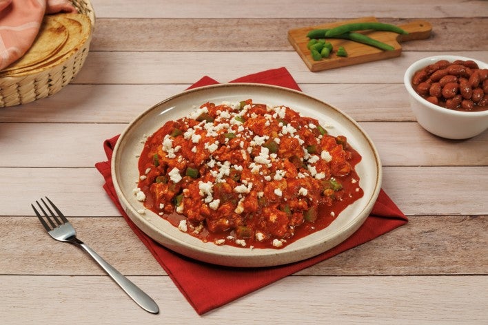 Ejotes con Huevo en Salsa Roja