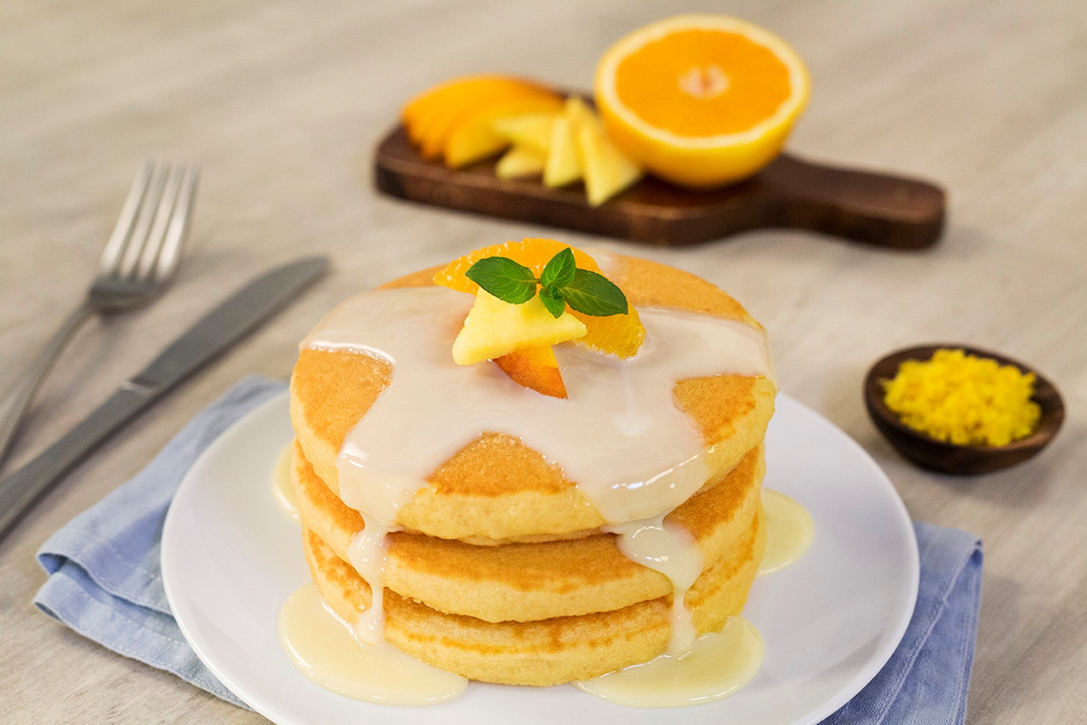 Hot cakes de naranja