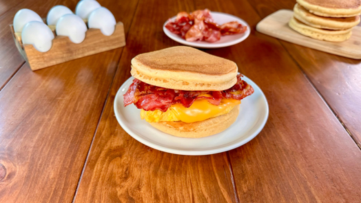 Hot Cakes Sándwich Hot Cakes Sándwich
