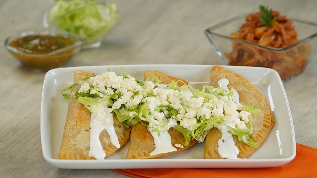 Quesadillas de tinga de res