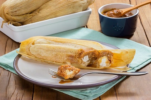 Tamales dulces con queso