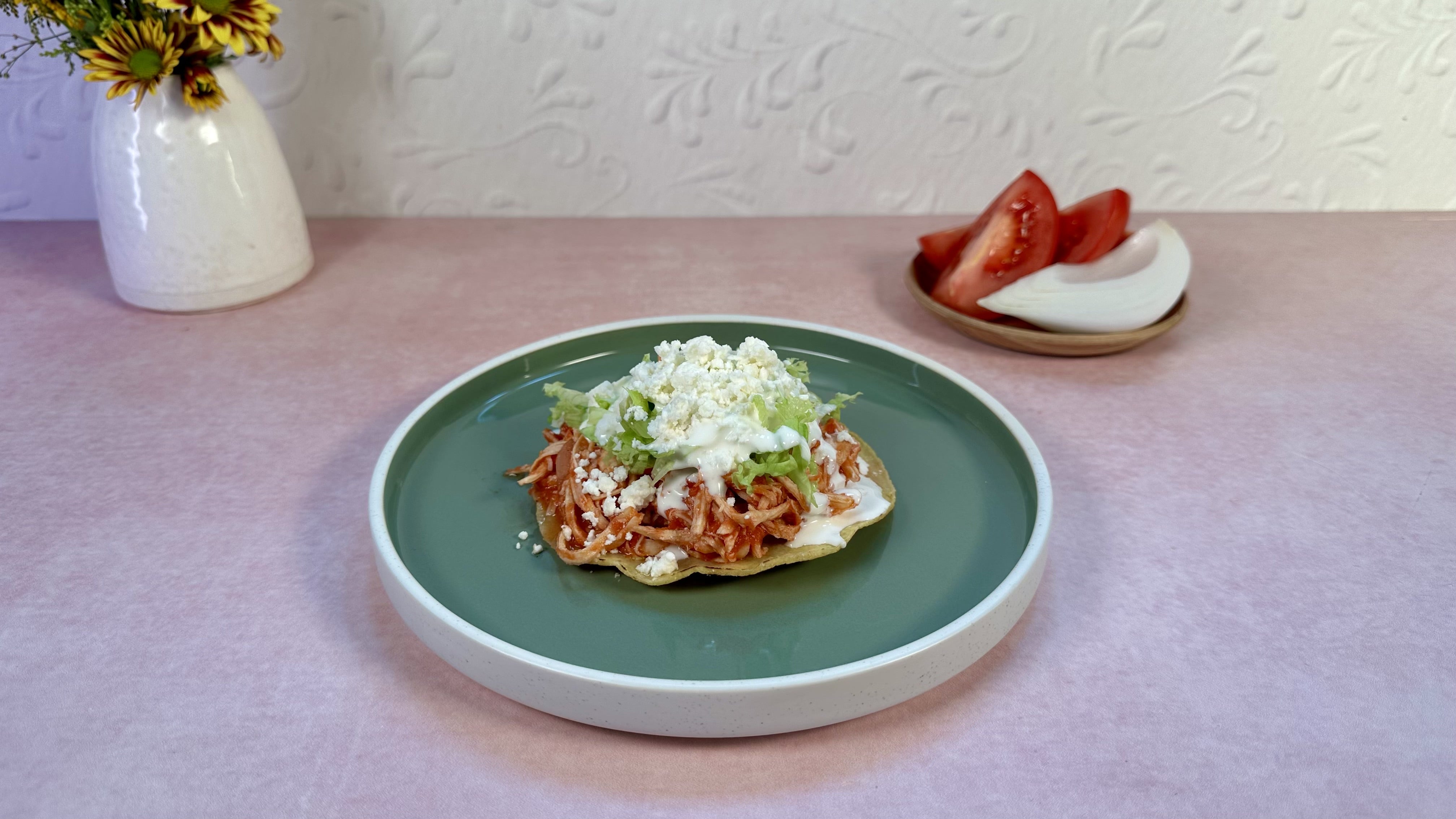 Tostadas de Tinga de Pollo