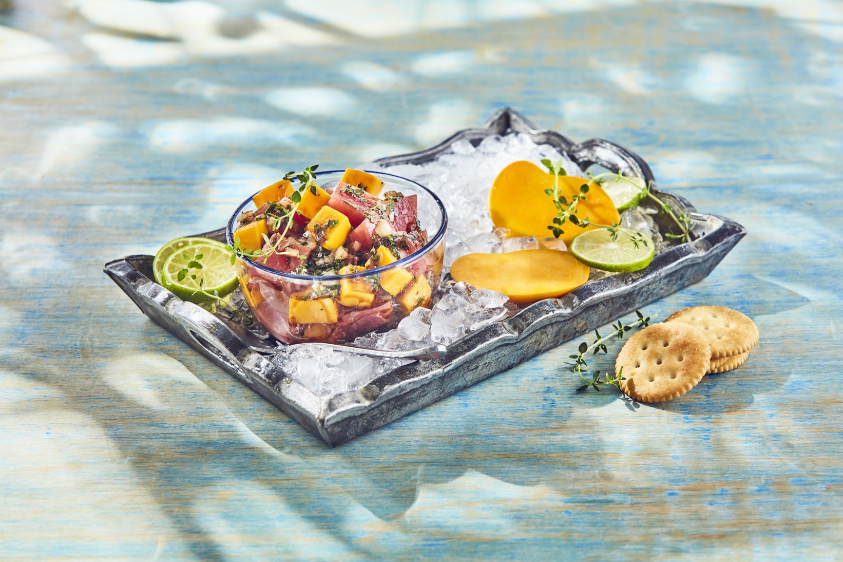 Ceviche de atún con mango