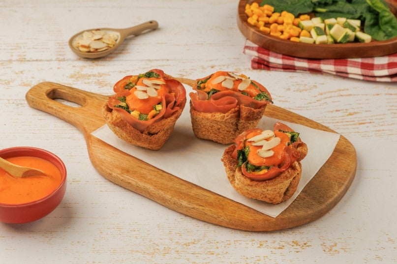 Cupcakes de Espinacas con Salsa de Pimientos