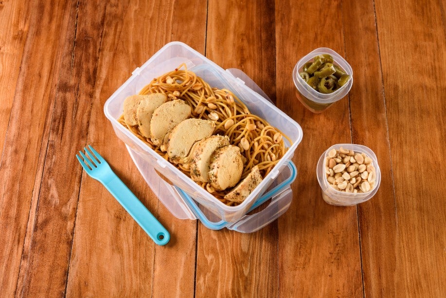 Espagueti con Pollo Oriental