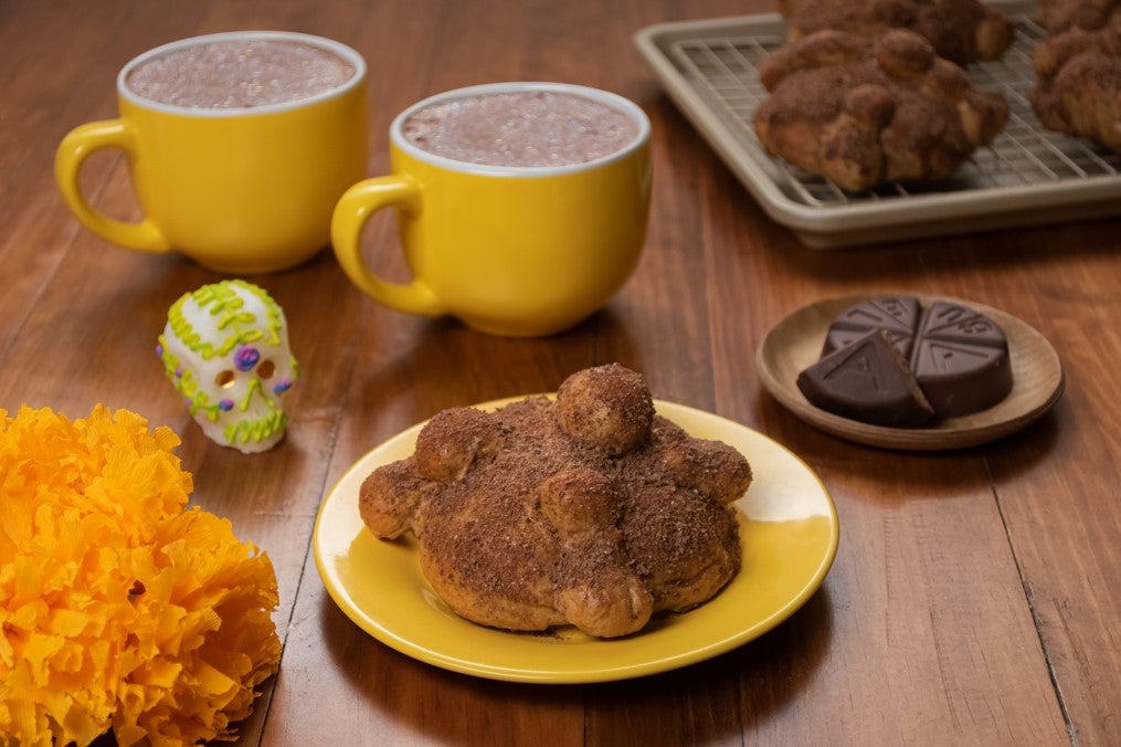 Pan de Muerto de Chocolate con Naranja Recetas Nestlé