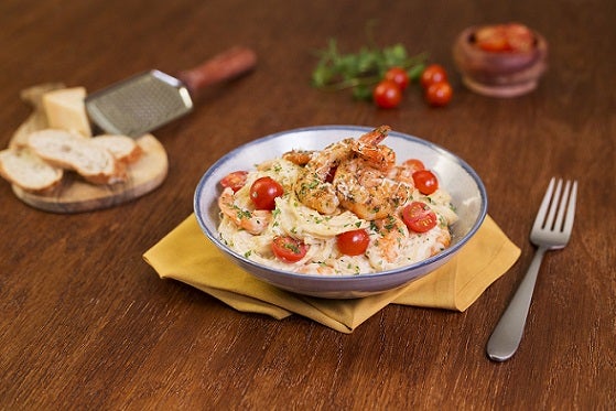 Pasta con queso y camarones