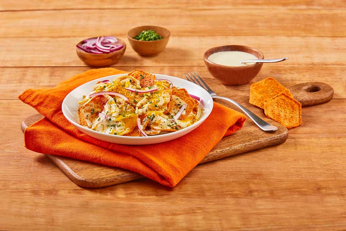 Chilaquiles con salsa de ajo