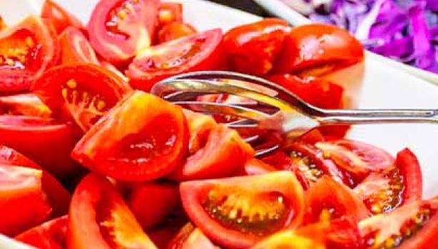 Tomates de árbol para servir.