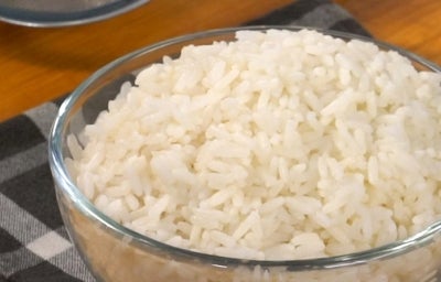 Aprende cómo cocer arroz.