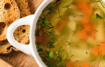 Cómo hacer caldo de pollo para cocinar Cómo hacer caldo de pollo para cocinar