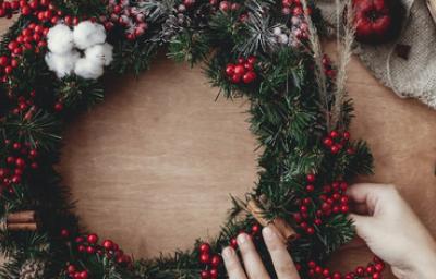 cómo hacer una corona de navidad