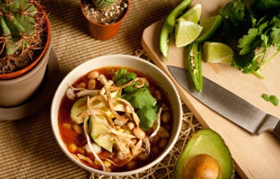 Tipos de pozole, pozole con tortillas.