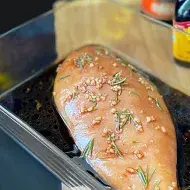 Aprende por qué marinar les da un sabor diferente a tus comidas con Recetas Nestlé®. 
