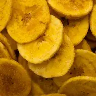 Chips de plátano maduro