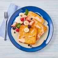 Tostadas francesas con leche condensada.
