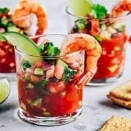 cocteles y ceviches