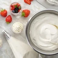 Nata con cremor tártaro y fresas