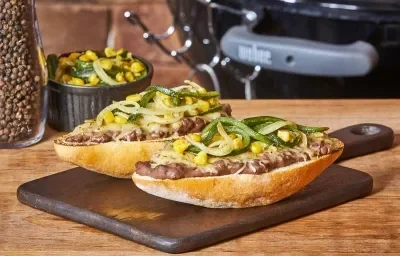 Mollete con rajas Mollete con rajas