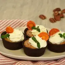 Cupcakes de zanahoria con galleta de chocolate