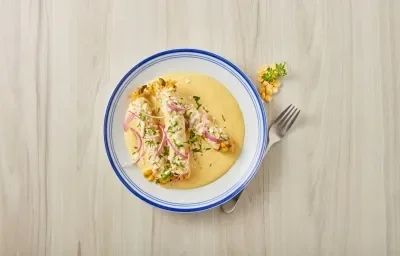 Flautas ahogadas de rajas con crema Flautas ahogadas de rajas con crema