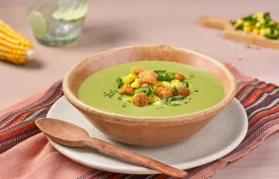 Crema de Chile Poblano con Queso Crema de Chile Poblano con Queso