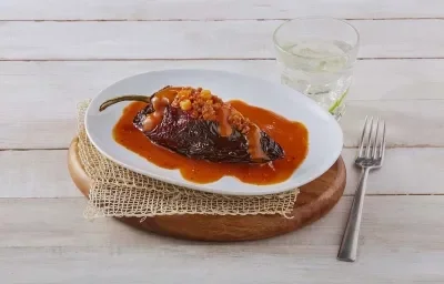 Chiles rellenos de picadillo Chiles rellenos de picadillo