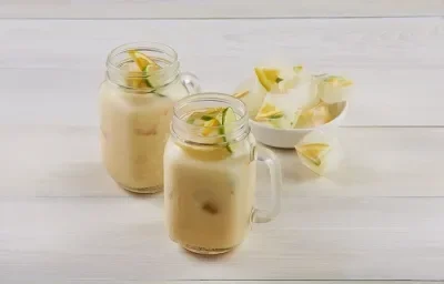 Té helado de naranja con almendra