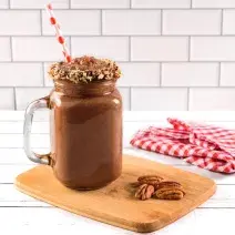 FRAPPÉ de COCOA con NUEZ preparado con Cocoa NESTLÉ® Chocolatería