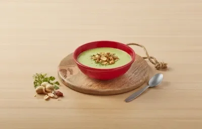Crema de perejil con cacahuate Crema de perejil con cacahuate