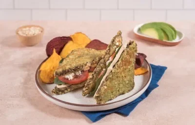 Sandwich de Pan de Avena y Aguacate Sandwich de Pan de Avena y Aguacate