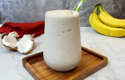 Smoothie de Plátano y Avena Smoothie de Plátano y Avena