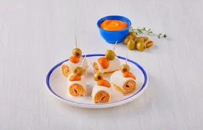 Rollitos de pimiento con queso Rollitos de pimiento con queso